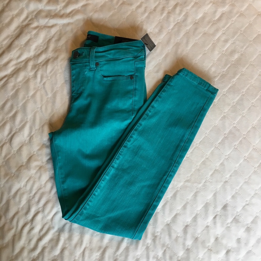 NWT Liverpool Crop Skinny Jeans Size 2